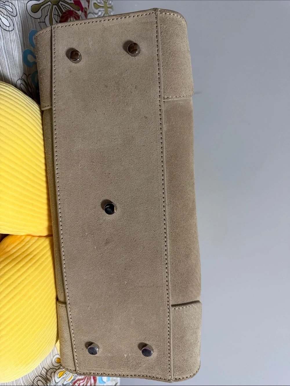 COS refined taupe